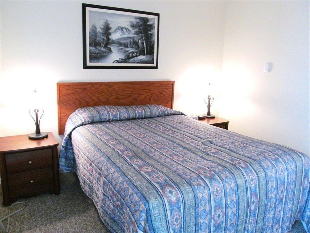 Motel Tel Star 2*