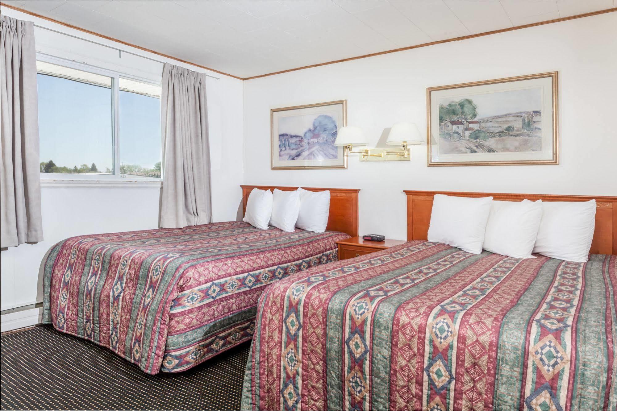 Motel Tel Star 2*