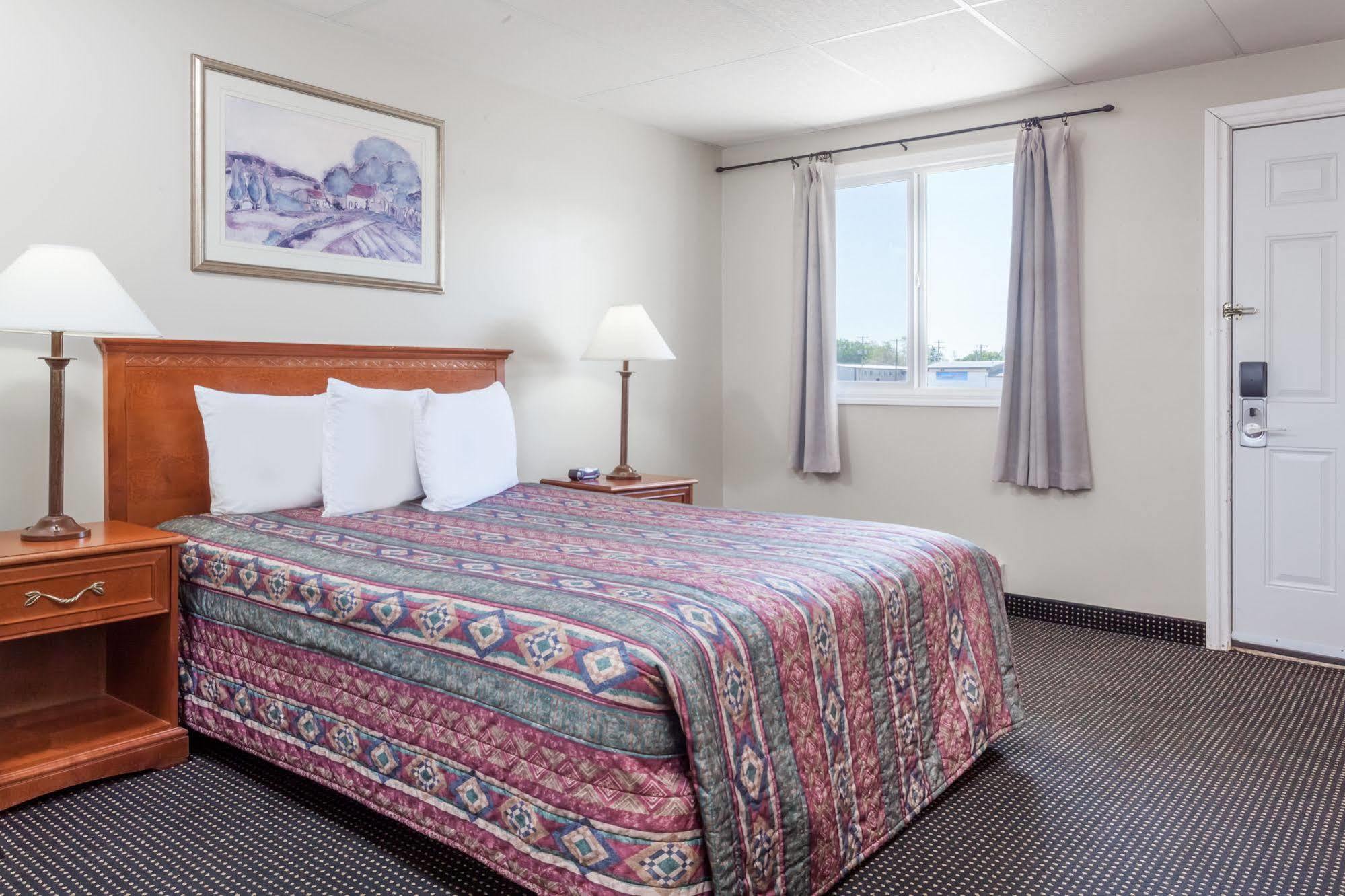 Motel Tel Star Brooks